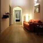 Strozzi Luxury * Florenz